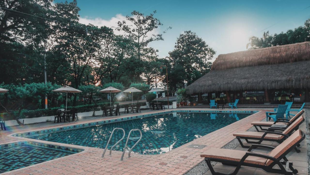 Hotel Y Restaurante Meson Del Gitano Caucasia Exteriér fotografie