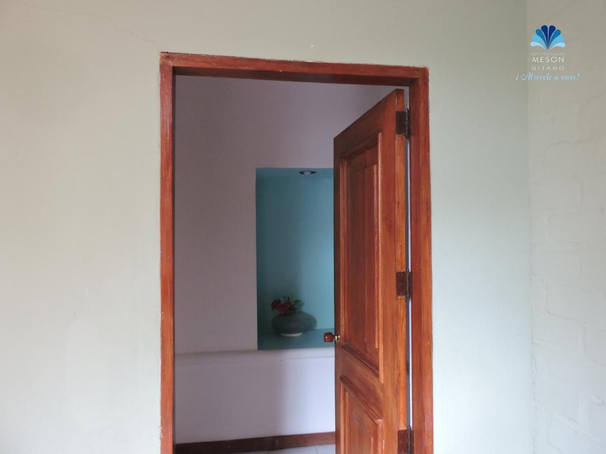 Hotel Y Restaurante Meson Del Gitano Caucasia Pokoj fotografie