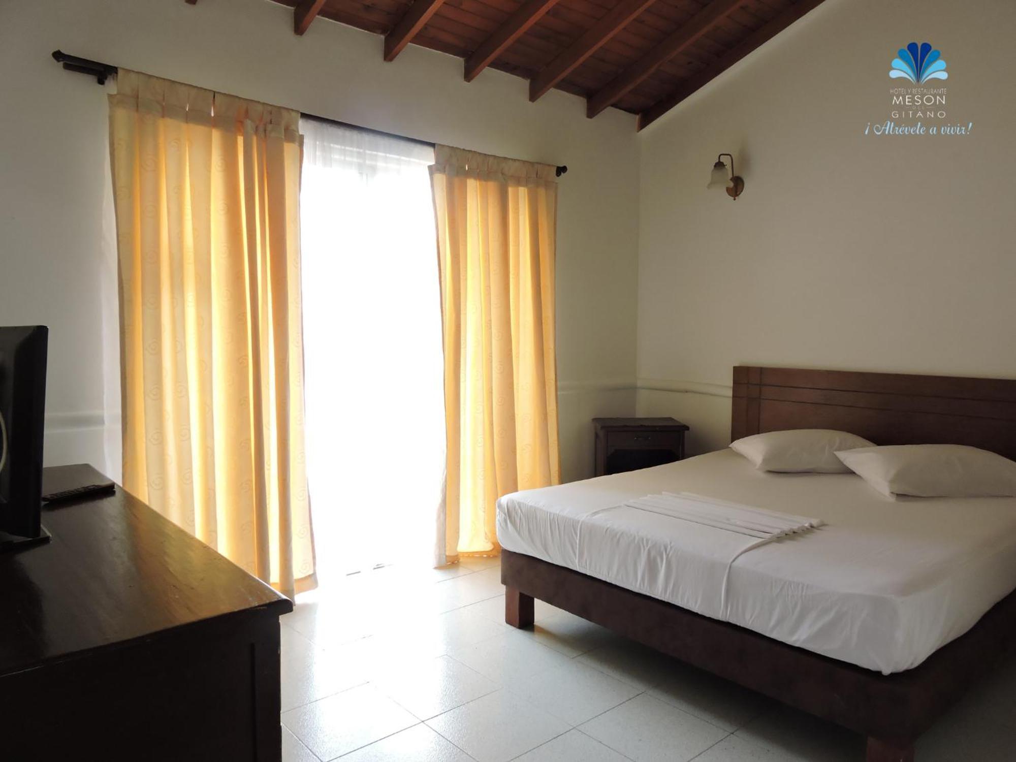 Hotel Y Restaurante Meson Del Gitano Caucasia Pokoj fotografie