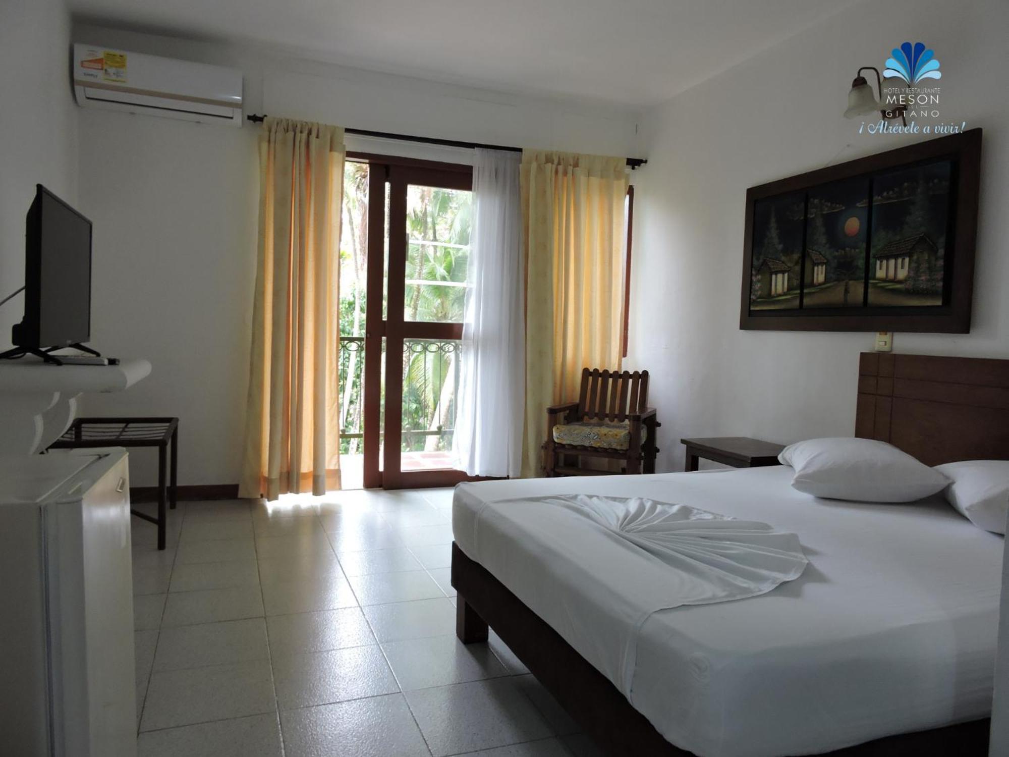 Hotel Y Restaurante Meson Del Gitano Caucasia Pokoj fotografie