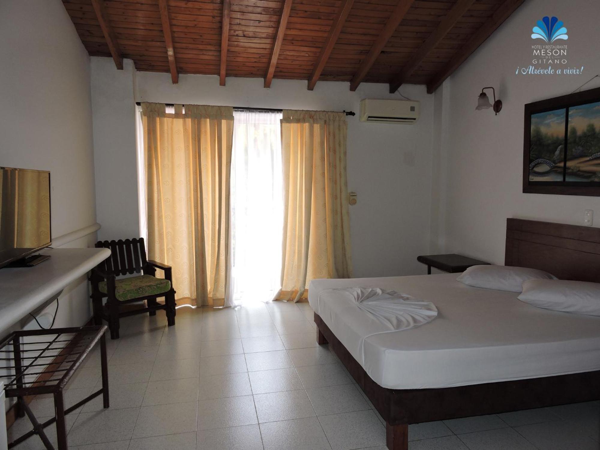Hotel Y Restaurante Meson Del Gitano Caucasia Pokoj fotografie